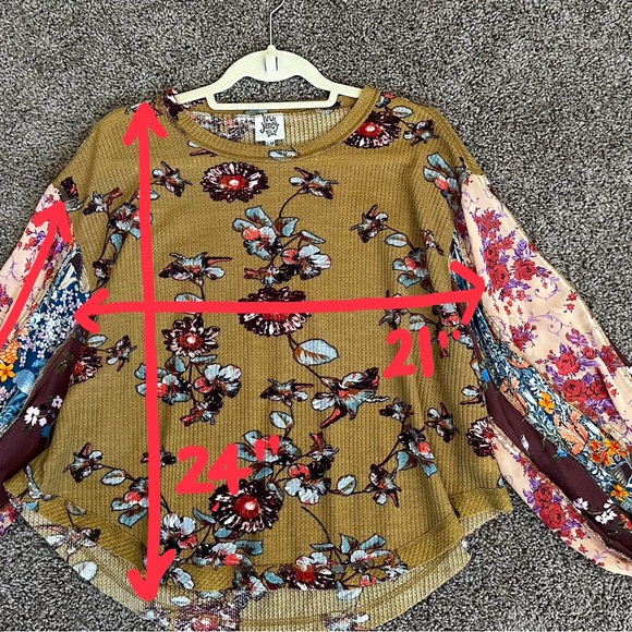 Oversized patchwork sleeve top - Picture 3 of 5